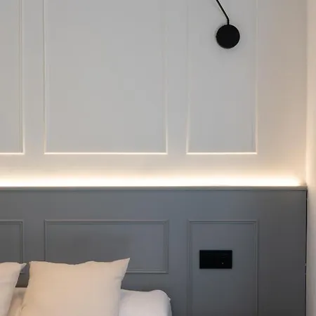 La Antigua Farmacia Apartment Hervas