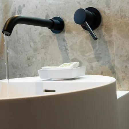 La Antigua Farmacia *